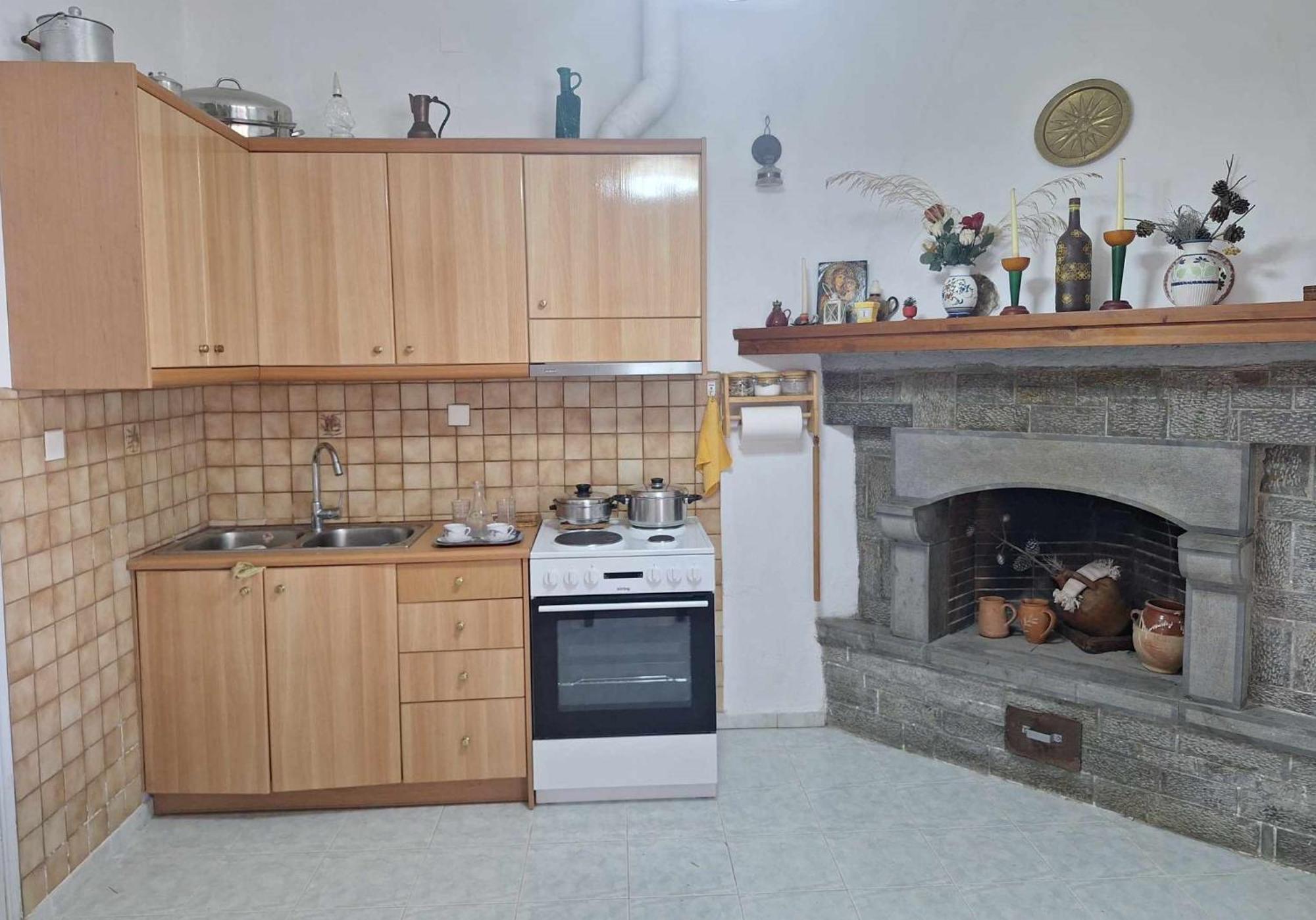 Eve's House